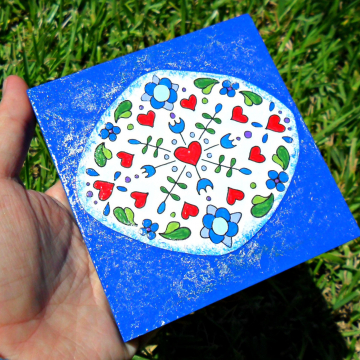 Art Block -  dutch blue tile design with hearts and flowers oval