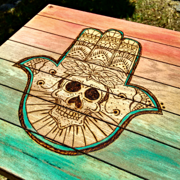 Hand of Fatima Hamsa mini wood pallet